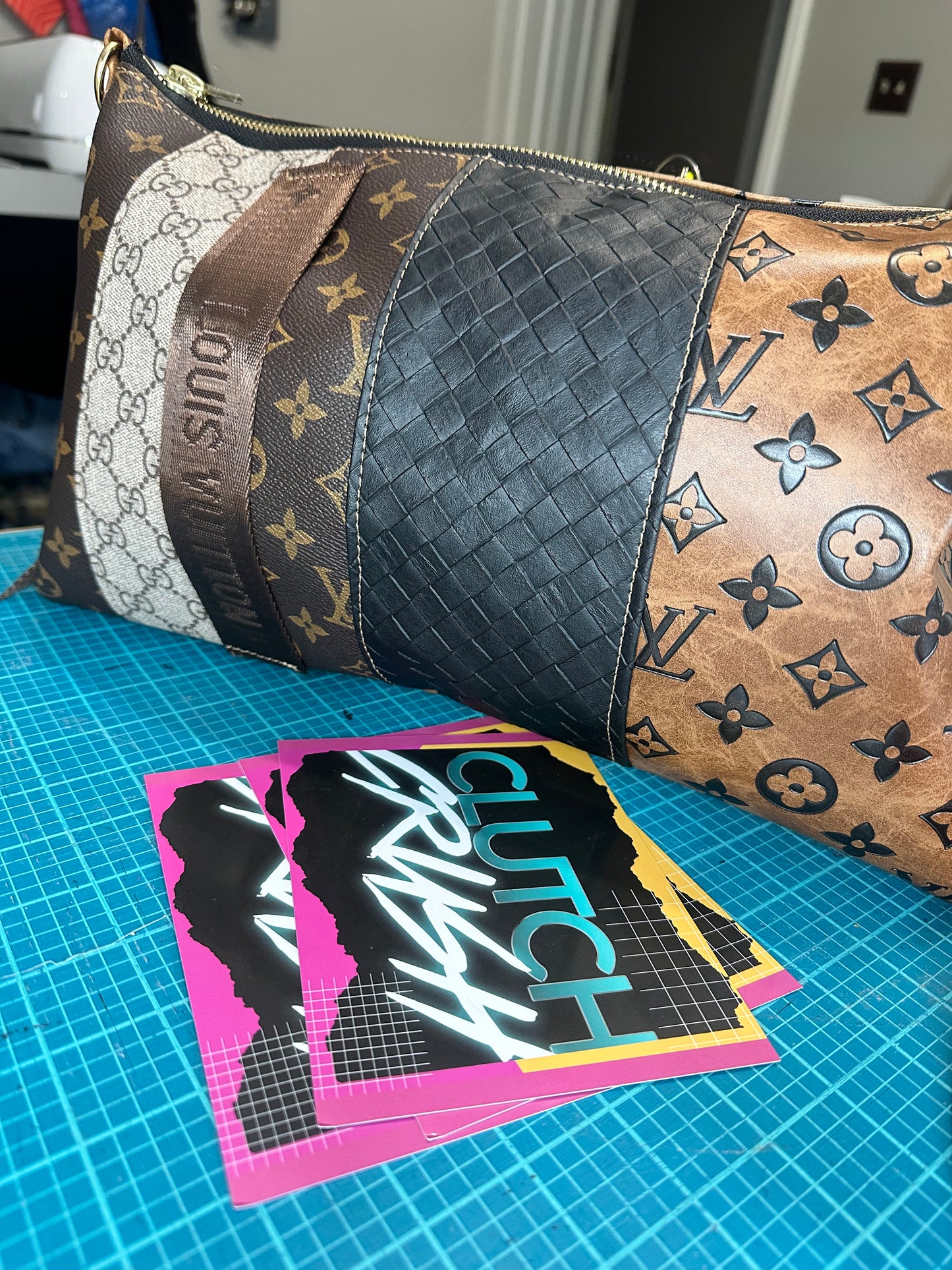 Designer Twist Clutch