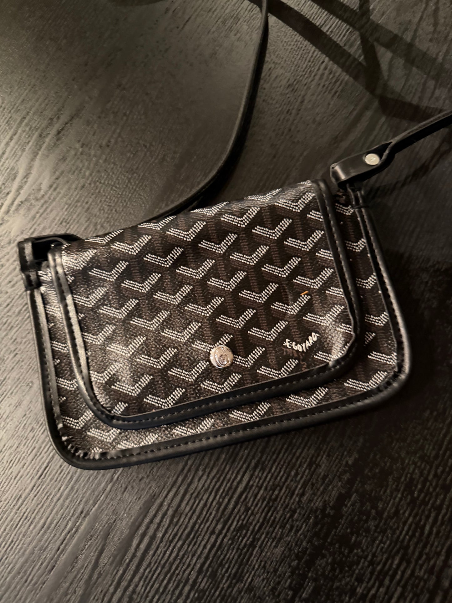 Black GoGo Crossbody