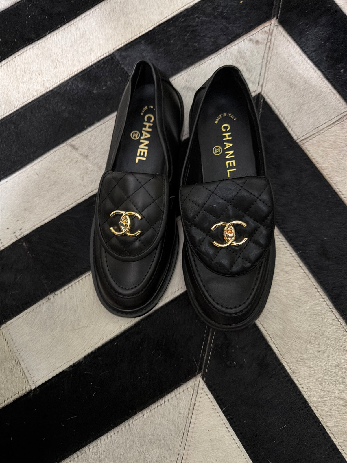 Sample Shoe 2