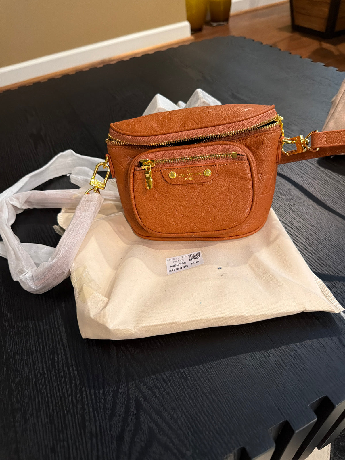 Sample Bag5 (crossbody)