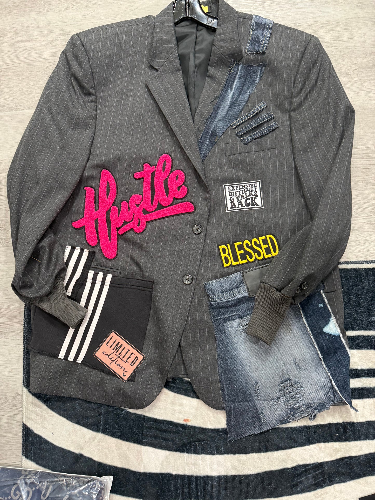 Blazer 1(As Picrured)
