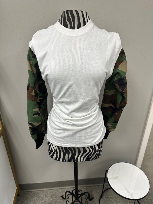 Camo/White Tee