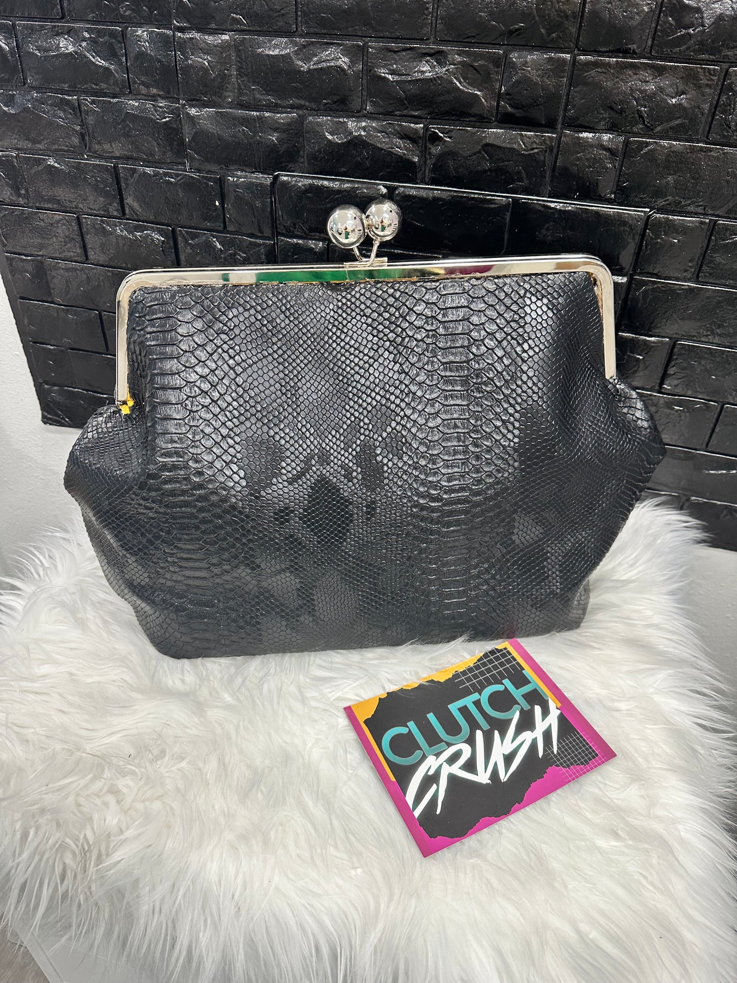 Black Mamba Kiss Lock