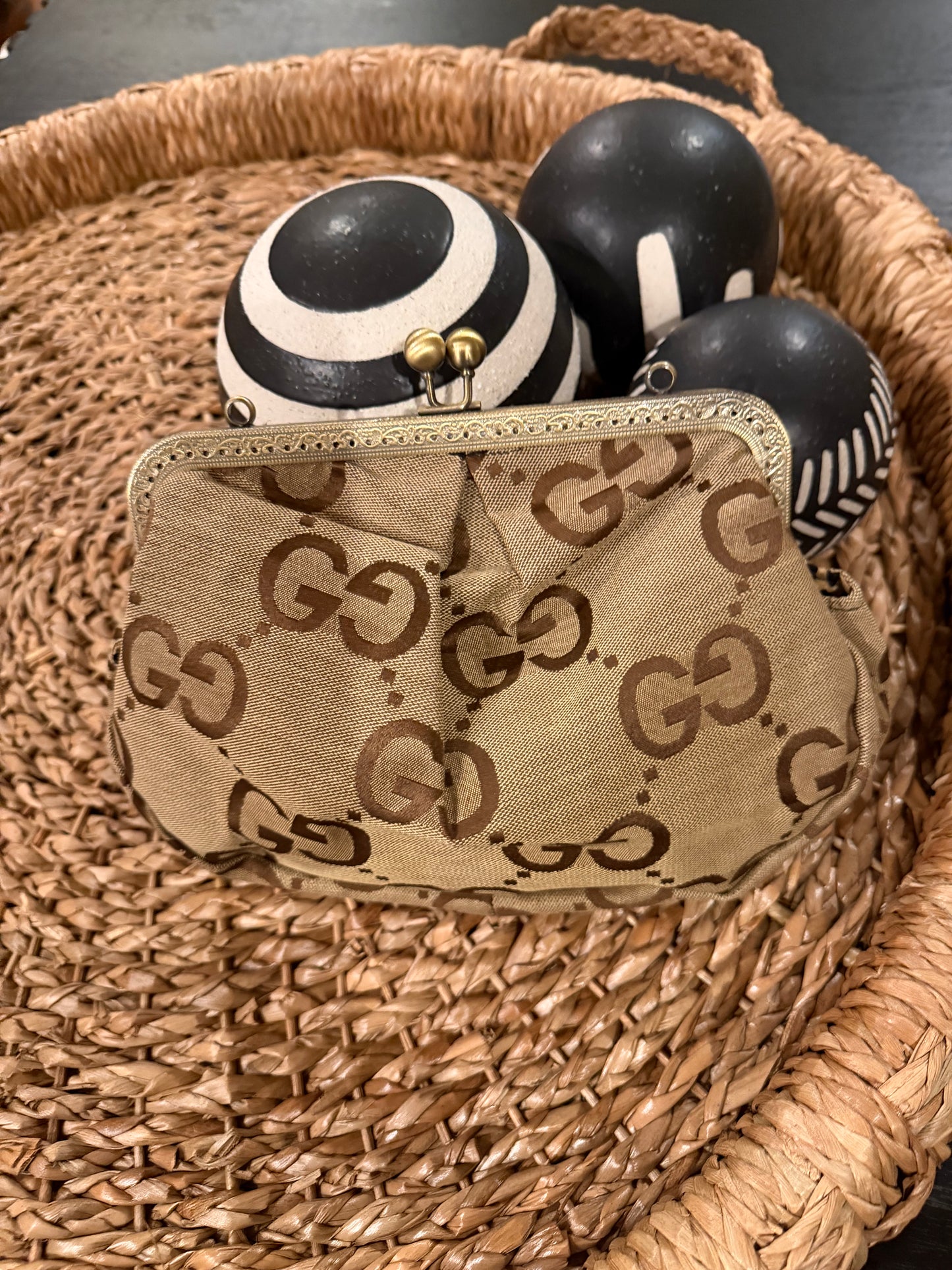 The Pouf Clutch